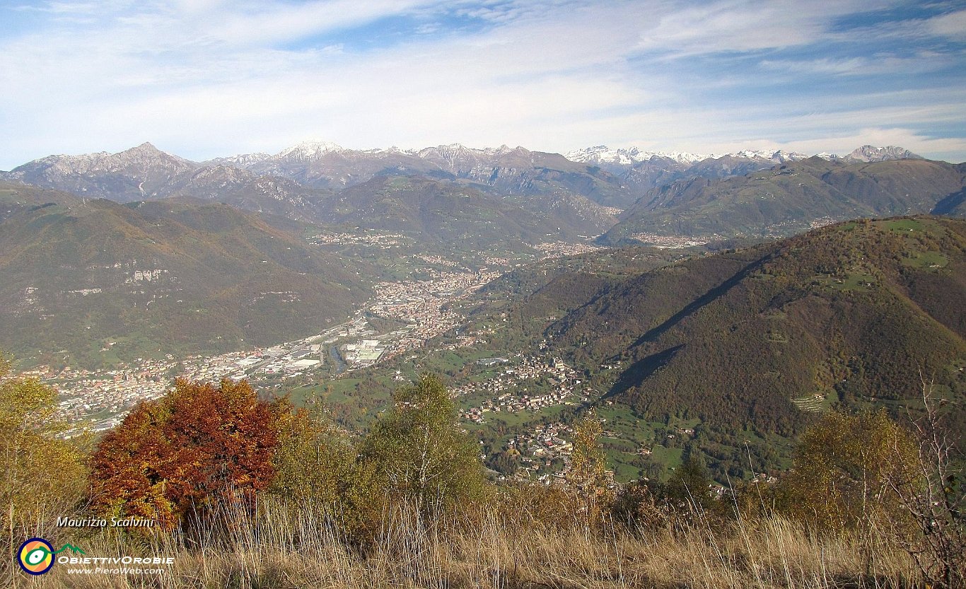 24 Panorama verso l'Alta Valle Seriana....JPG